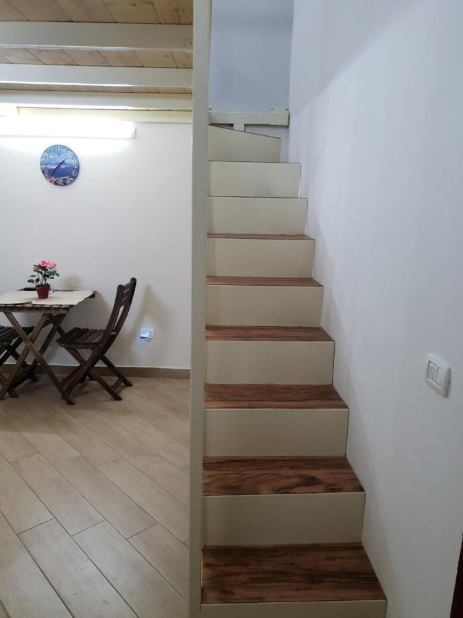 Casa Basile 15 Acomodação com café da manhã Nápoles Exterior foto