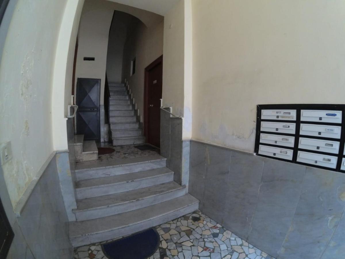 Casa Basile 15 Acomodação com café da manhã Nápoles Exterior foto